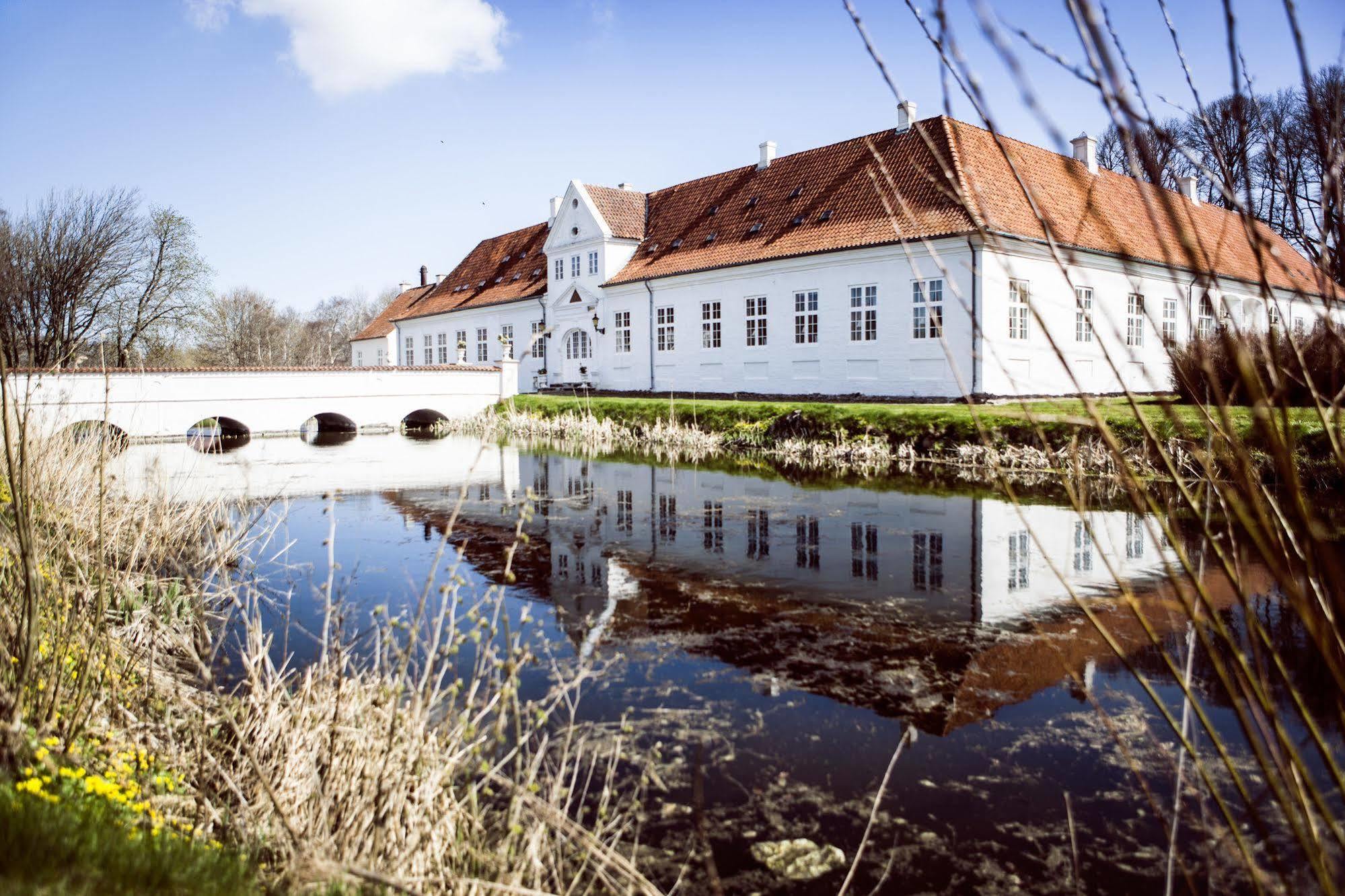 Store Restrup Manor House Kültér fotó