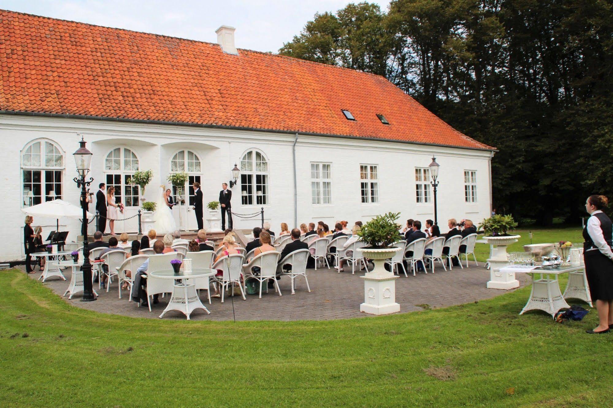 Store Restrup Manor House Kültér fotó