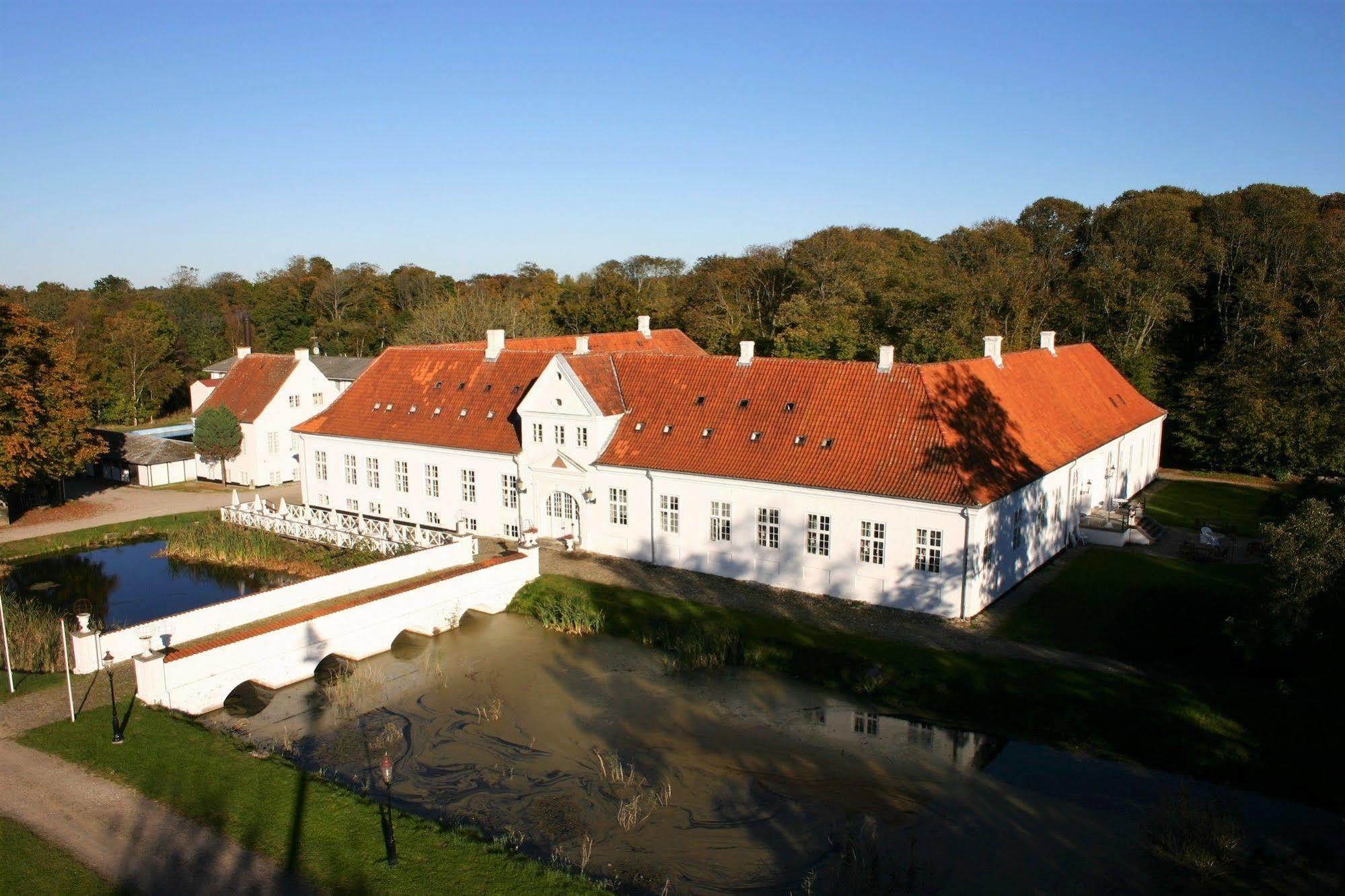 Store Restrup Manor House Kültér fotó